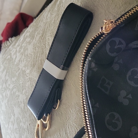 Designer like duo med back pack cross berry black matching pouch dust cover - Picture 2 of 11